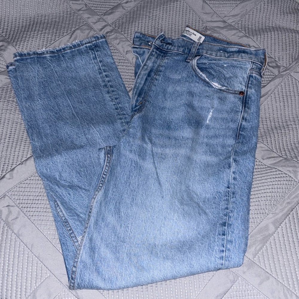 A&F The 90’s Straight Ultra High Rise Jeans, 30